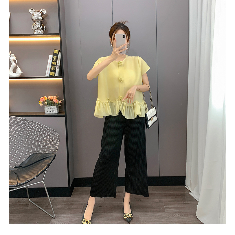 Sunya.1 MIYAKE เสื้อผ้าถัก: รูปทรงรักที่สูงในผ้าฝ้าย Airy Pleated # YS325222