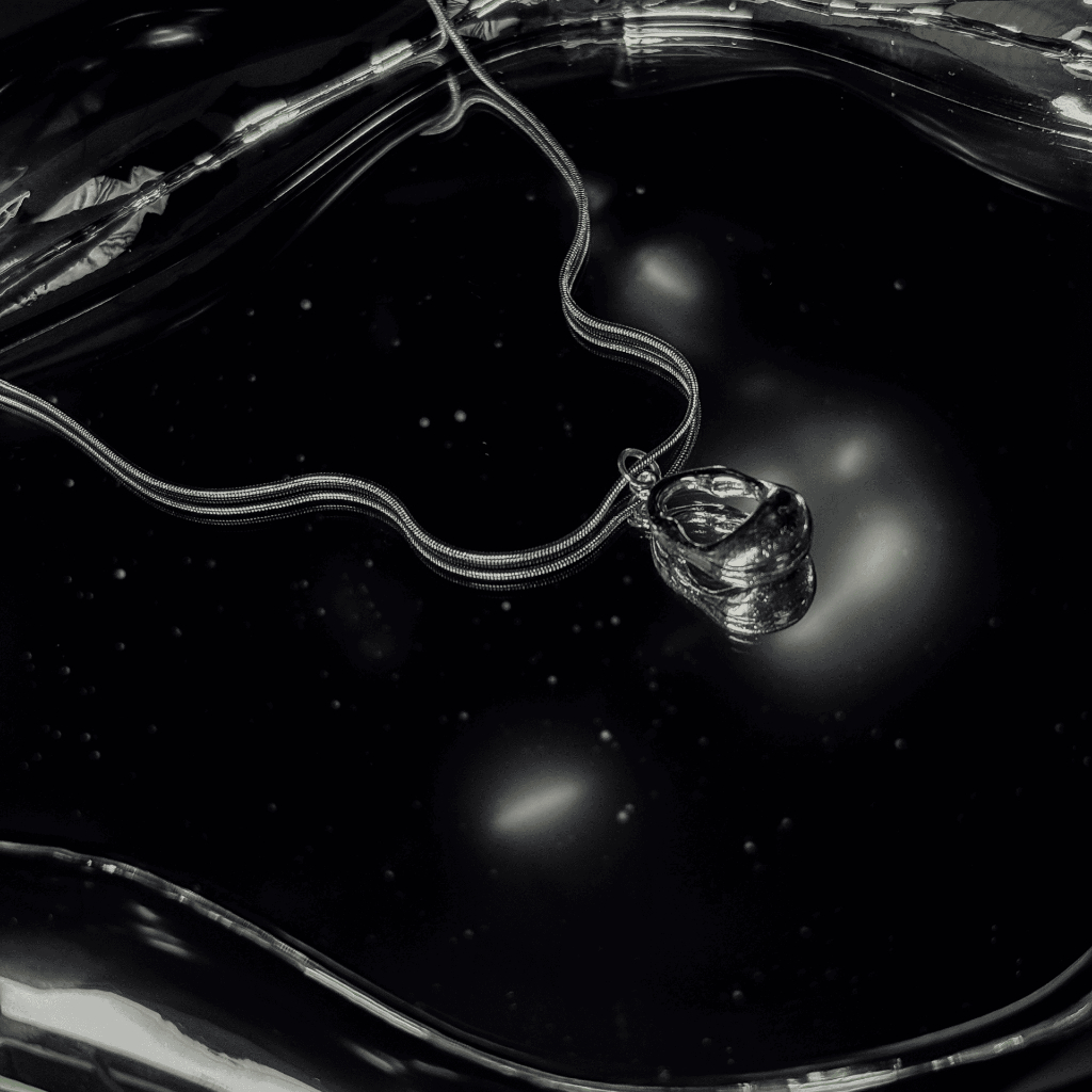 Onyx.Store สร้อยคอ รุ่น Lunar Glaze