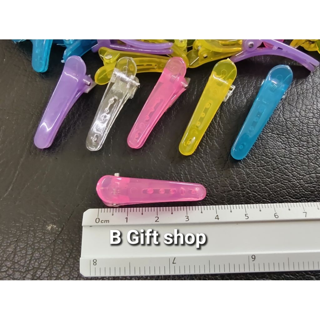 กิ๊บ จิ๋ว คละสี ขนาด 3.5 ซม. 1ห่อมี50ชิ้น