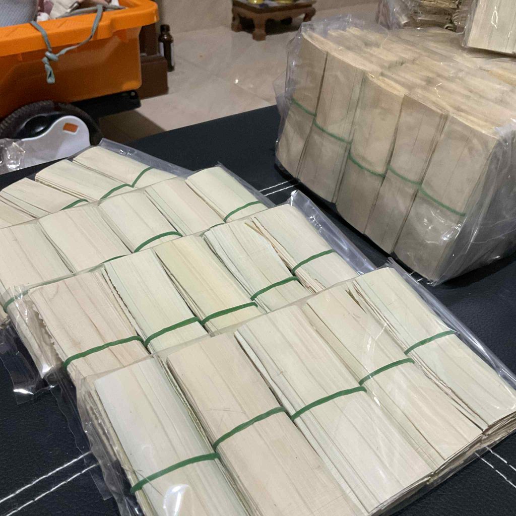 ผลิตภัณฑ์ชุมชนยอดจากชนิดแบน 1 แพ็คมี 25 มัด ใบใหญ่ธรรมชาติ ไร้สาร ออแกนิค