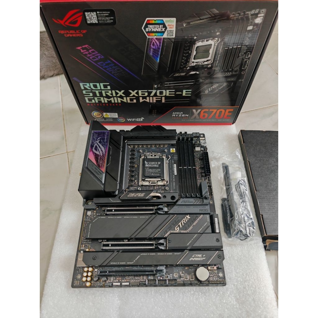 ASUS ROG STRIX X670E-E GAMING WIFI