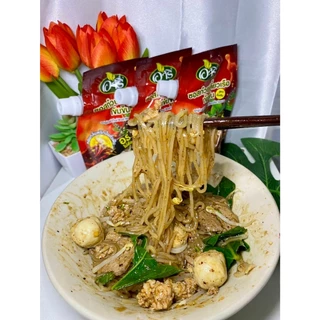 ซอสก๋วยเตี๋ยวเรือเข้มข้น ตราอารี สูตรดั้งเดิม 1 kg Original Thai Boat Noodle Sauce หอมกลิ่นพริกป่นคั่วฟืน