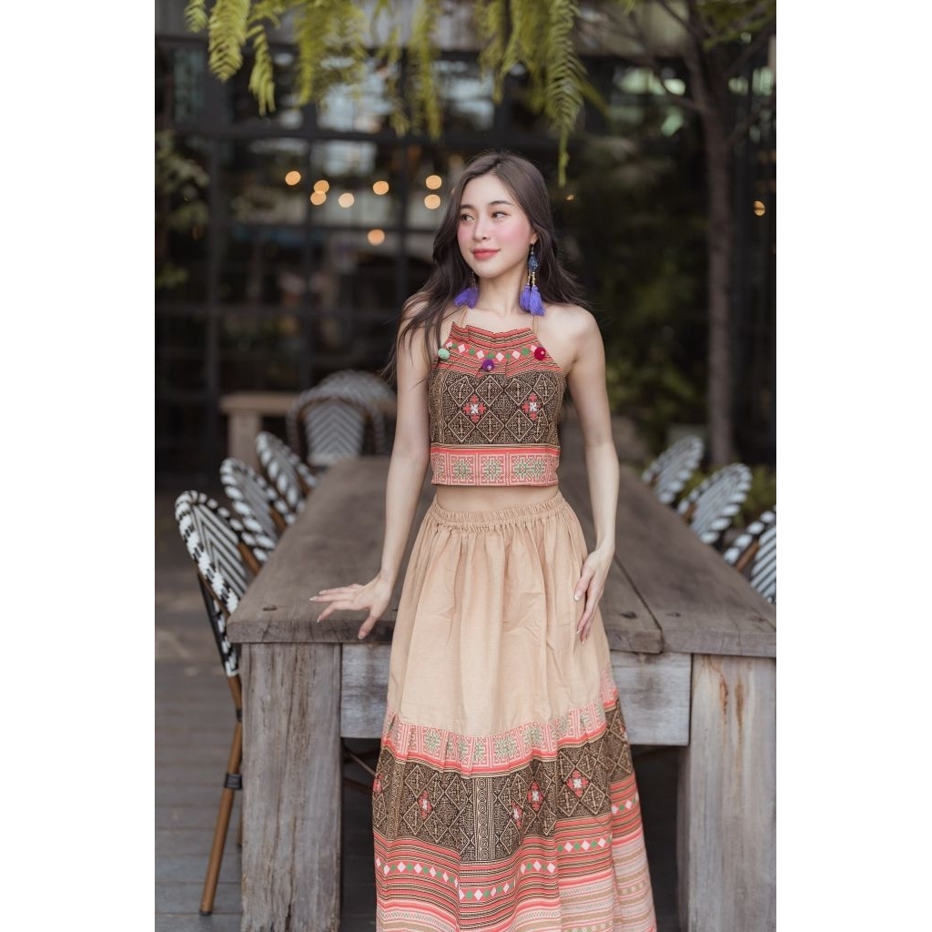 🧡💛ชุดเช็ตสวยๆพร้อมเสริฟแล้วค่ะ🧡💛เนื้อผ้าฝ้ายพิมลาย ผ้าเมืองเชียงใหม่⛱️งานจริงสวยมาก🍭แถมฟรีโบว์มัดผม1อัน🍭