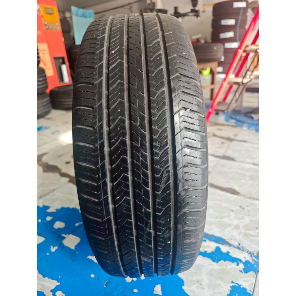 ยางเปอร์เซ็นต์ Maxxis 215 60 R17 ปี18 เส้นละ 300 บาท