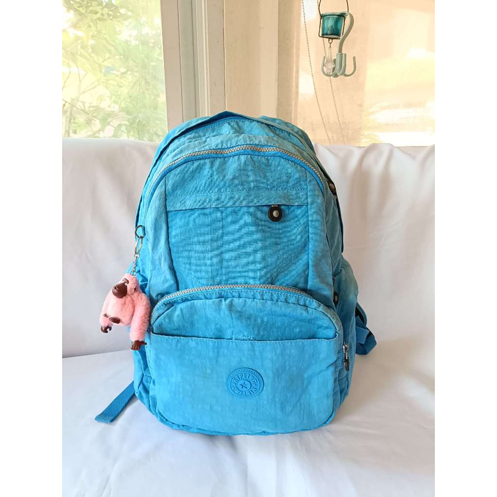 ♥️กระเป๋าเป้ kipling แท้  ♥️ผ้าไนลอน เป้ใส่ notebook  ♥️มีบุกันกระแทก สายรัด  ♥️สภาพ 80% สีฟ้าสด พร้