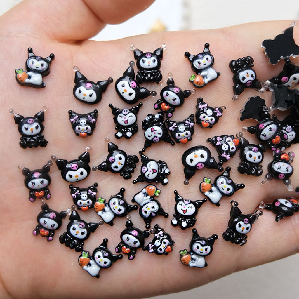 100 ชิ้น อุปกรณ์ตกแต่งเล็บ Kulomi ดำ น่ารัก สามมิติ Sanrio อุปกรณ์ตกแต่งเล็บ DIY