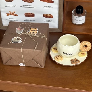 ชุดแก้วกาแฟ พร้อมช้อนและถาดรองแก้ว แก้วลายคุกกี้ แก้วกาแฟร้อน จานรองแก้วแฟ แก้วใส่มัทฉะ แก้วคาเฟ่ มินิมอล แก้วน้ำสวยๆ