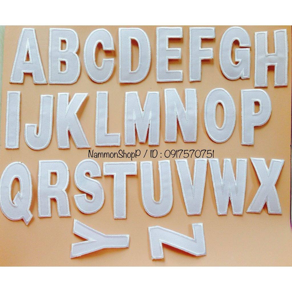 A-Z ตัวรีดติดเสื้อผ้า สีขาว สูง5.5cm (รีด/เย็บ/ยิงกาวได้)