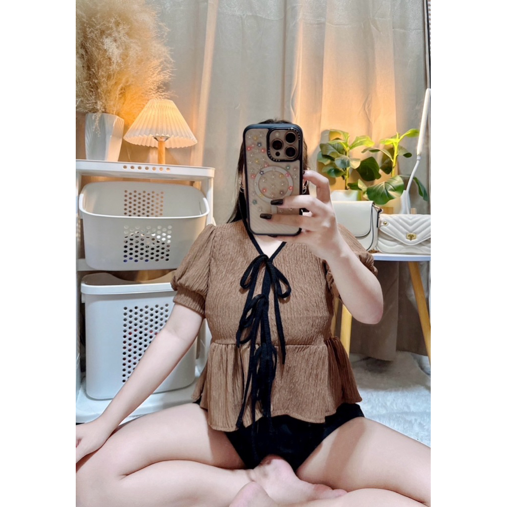 547 เสื้อผูกโบว์หน้า น่ารัก :อก32-46 :อก34-50 มี2ไซส์คะ