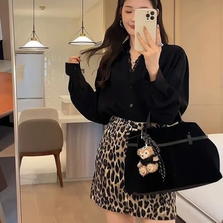[Sheing office]🌟พร้อมส่ง🌟เสื้อเชิ้ตสไตล์เกาหลี ผ้าไหมอิตาลี ใส่สบาย แต่งลูกไม้แขนยาวกระดุมหน้า