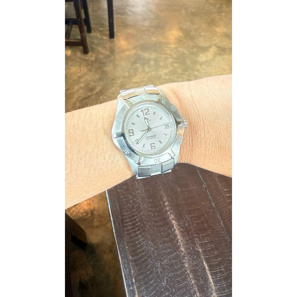 tag Aqu aracer automatic king size 42 mm