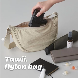 Tawii. กระเป๋า กระเป๋าผ้า กระเป๋าข้าง สะพายข้างไนล่อน กระเป๋านุ่ม Unisex Bag กระเป๋าเท่ๆ