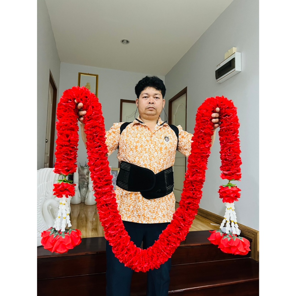 พวงมาลัยดาวเรืองแดง กุหลาบแดงสองชาย ไซส์จัมโบ้ 2ชาย ชายกุหลาบ5ชายดอกใหญ่ๆๆ ดอกแน่นๆๆ พลีเมี่ยม มาลัยบูชาท้าวเวศสุวรรณ