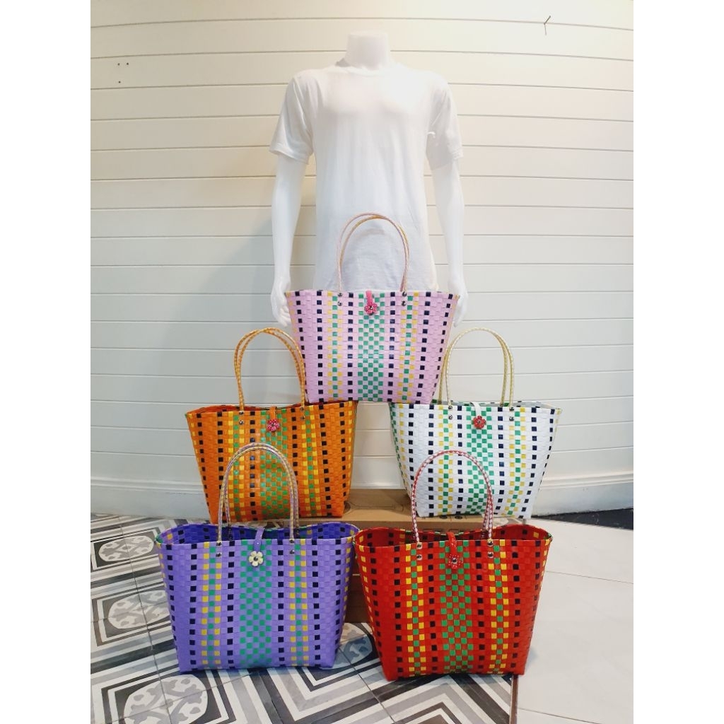 ตะกร้าเส้นพลาสติกสาน กระเป๋าสาน