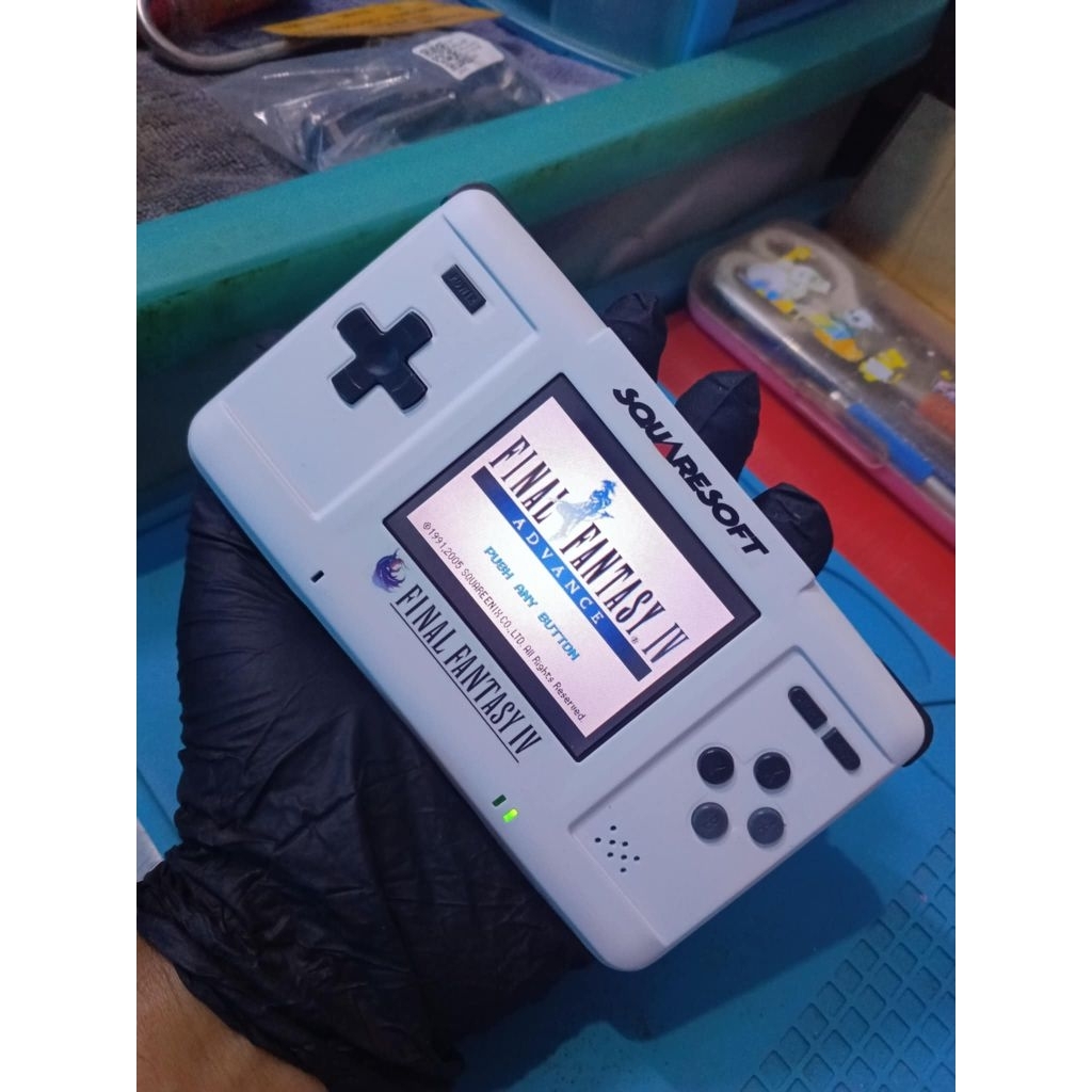 NINTENDO GAMEBOY MACRO XL