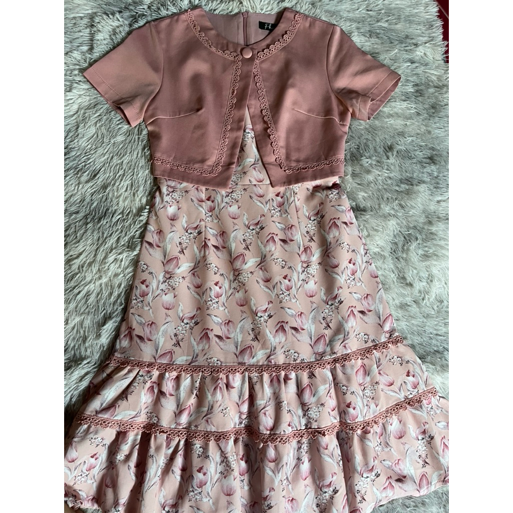 เดรสทรงหางปลางานpawi