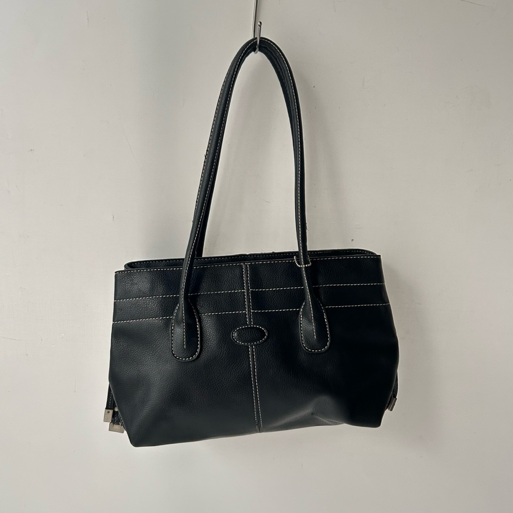 2nd hand black leather bag