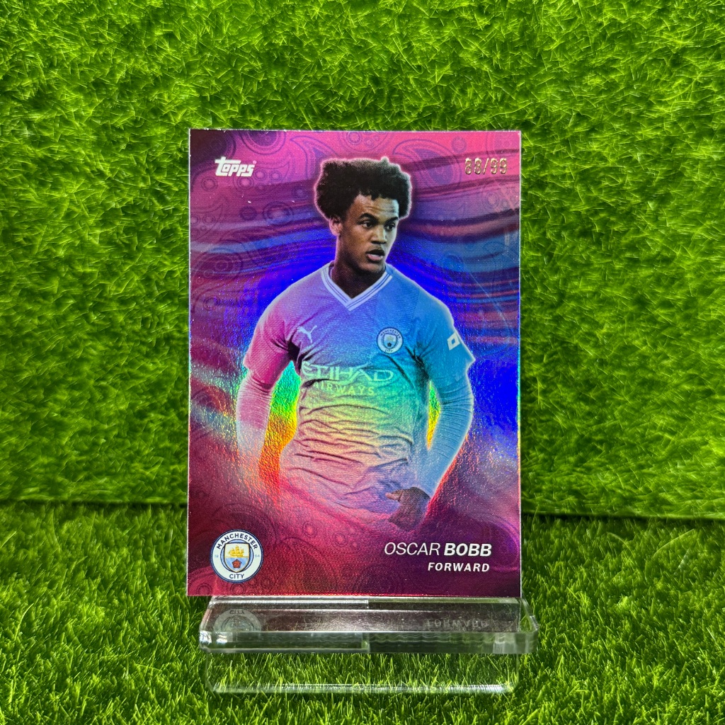 RUN /99 Oscar Bobb TOPPS  Purple Refractor #30