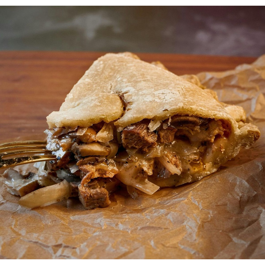 Steak & Mushroom Pie 5″ 250g – พายเสต็ก เนื้อ+เห็ด