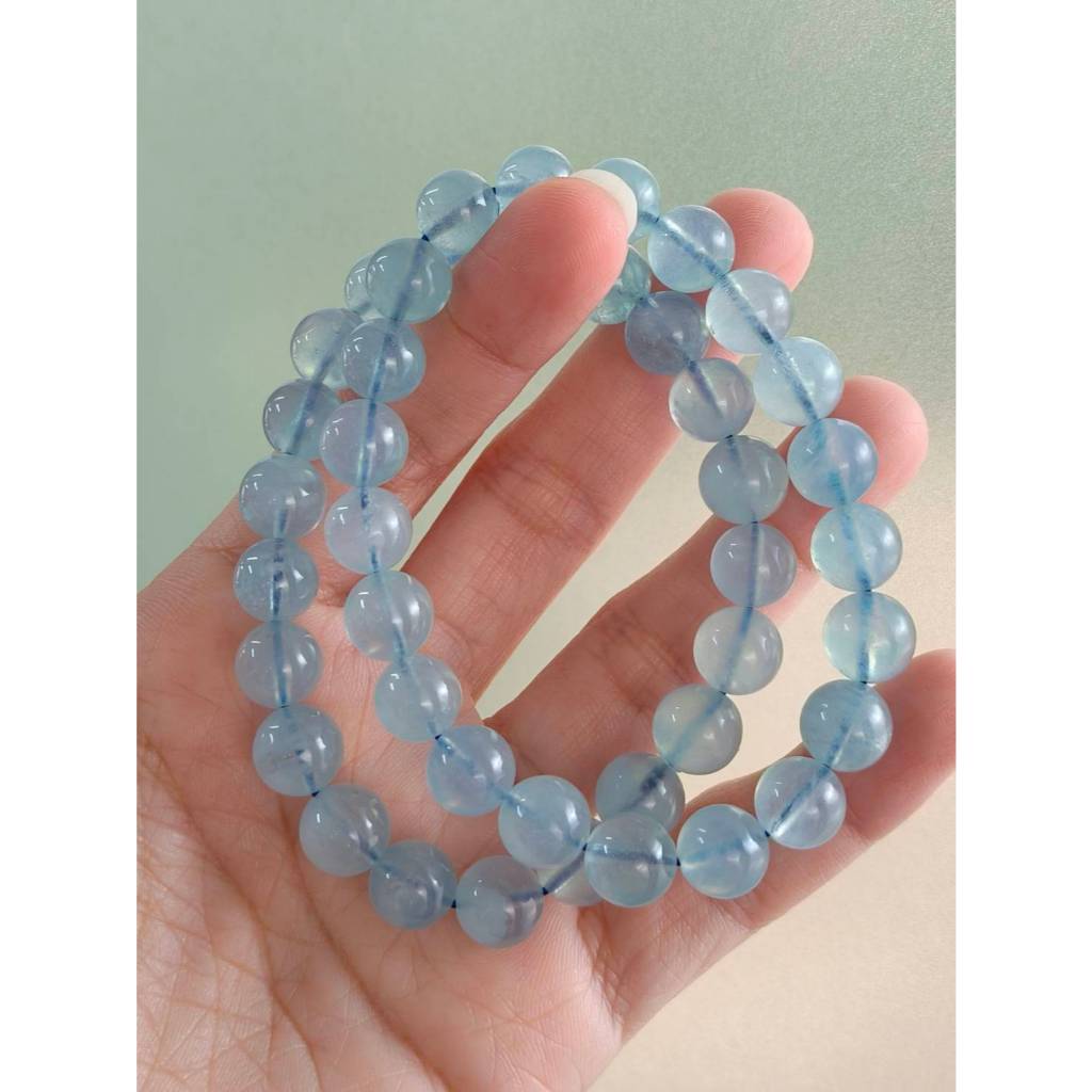 “พราว” สร้อยข้อมือหินอความารีน (Aquamarine) เกรด A ขนาด 10 มิลลิเมตร