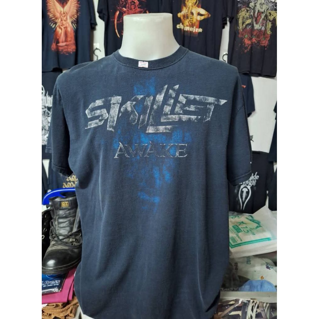 เสื้อยืด วง Skillet - Awake ป้าย Fruit of the Loom ไซส์ XL