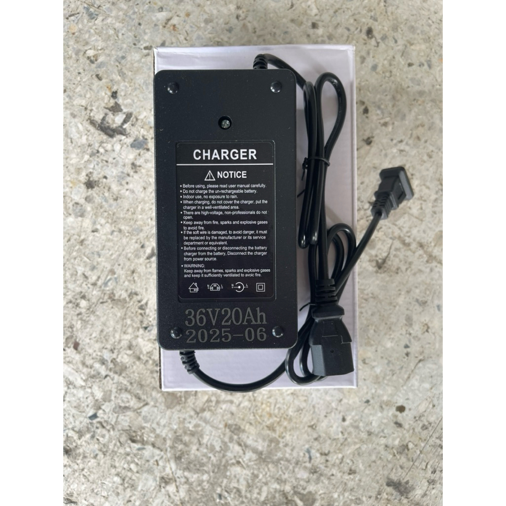 สายชาร์จ 36v20ah หัวปลั้กac/dcมีระบบแจ้งไฟเต็ม