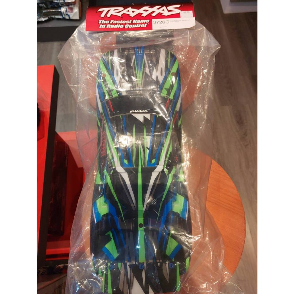 TRAXXAS 3726G Body, Rustler® VXL, green (painted decals applied)
