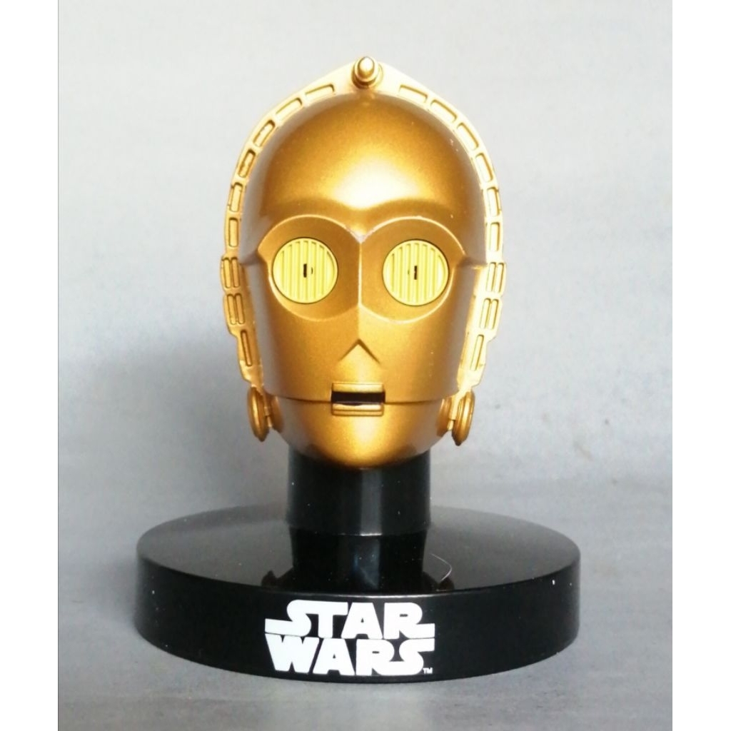 STAR  WARS... C - 3PO / BANDAI. 2015