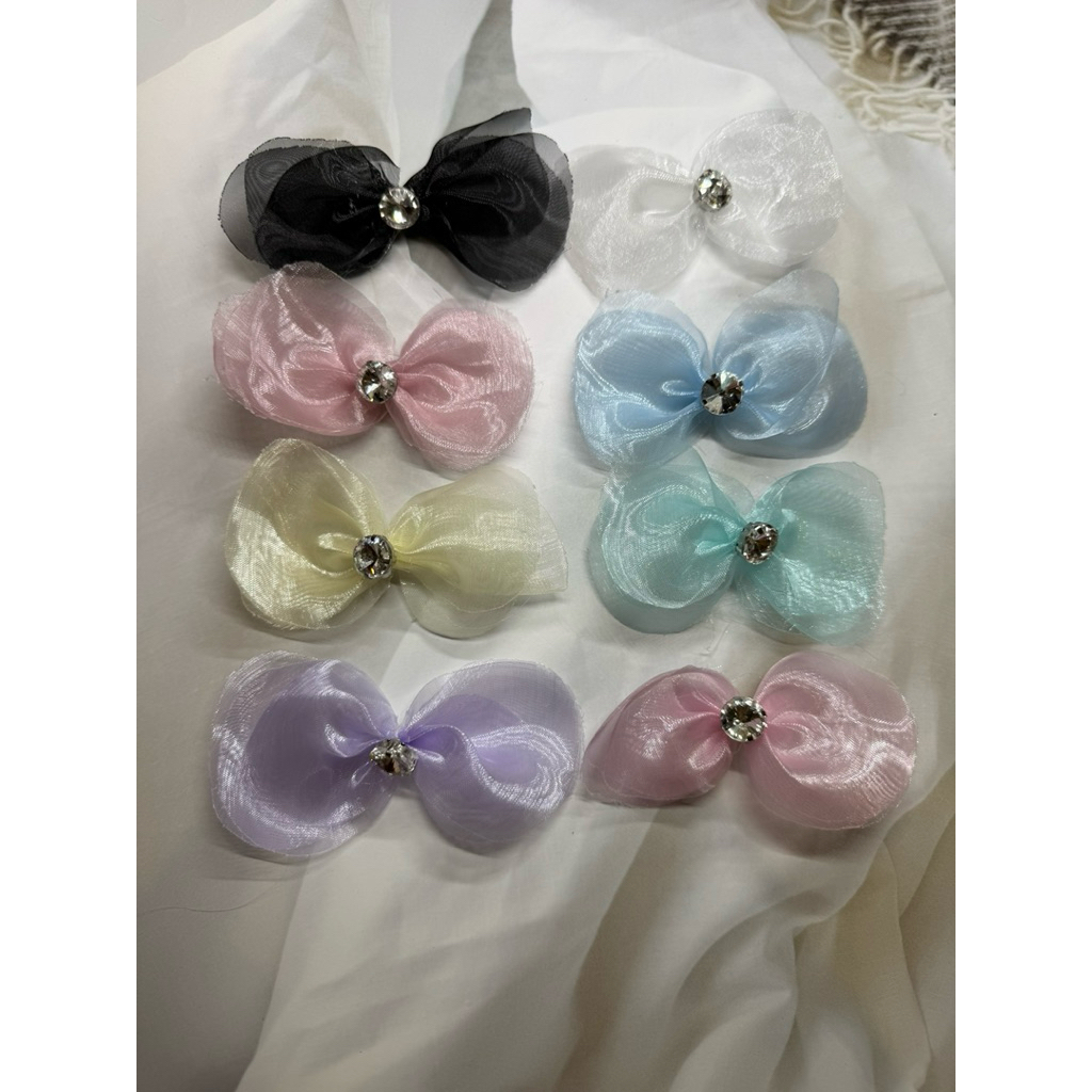 Madore โบว์handmadeขนาด9cmประดับเพชรตัวกิ๊บเป็นพลาสติกนำเข้าปลอดภัยกับเด็กและสัตว์เลี้ยง(เลือกแบบกิ๊บได้แจ้งผู้ขาย)