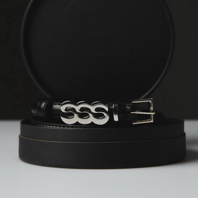 STUDIO UNKNOWN - SSS Belt เข็มขัดหนังเส้นเล็กตกแต่งอะไหล่โลโก้ S