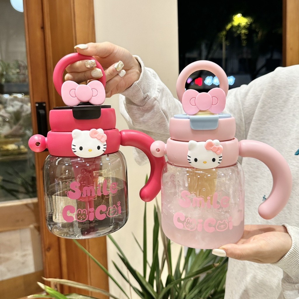 💧ขวดน้ำพกพา Hello Kitty ลายสุดคิ้วท์ ขนาดใหญ่ 1200ml  จุน้ำได้เยอะลายน่ารักมาก💧