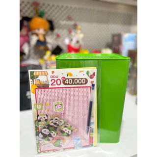 กระปุกออมสินปี๊บ 23 cm (สีเขียวเหนี่ยวทรัพย์) ตารางออม 2 แผ่น ซองกันชื้น สติกเกอร์ ปากกา