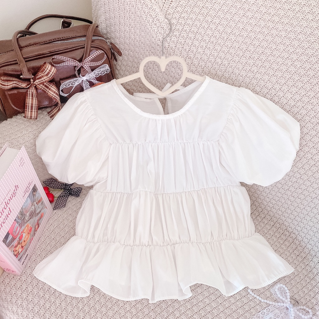 New✨เสื้อแขนบอลลูนขนมชั้น ☁️💗 ทรงนี้น่ารักมาก แขนบอลลูนพอง เสื้อแต่งจั้มชั้นๆ ผ้าคอตตอล ระบายชาย