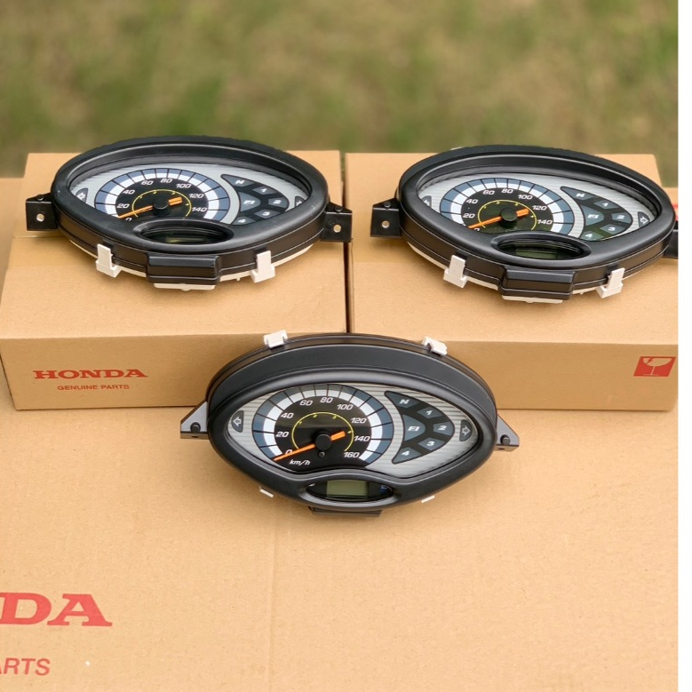 เรือนไมล์เวฟ125i ลิมิเต็ดหน้าแหลม รุ่นหัวฉีดตัวแรก(แท้ศูนย์)37200-KPH-692