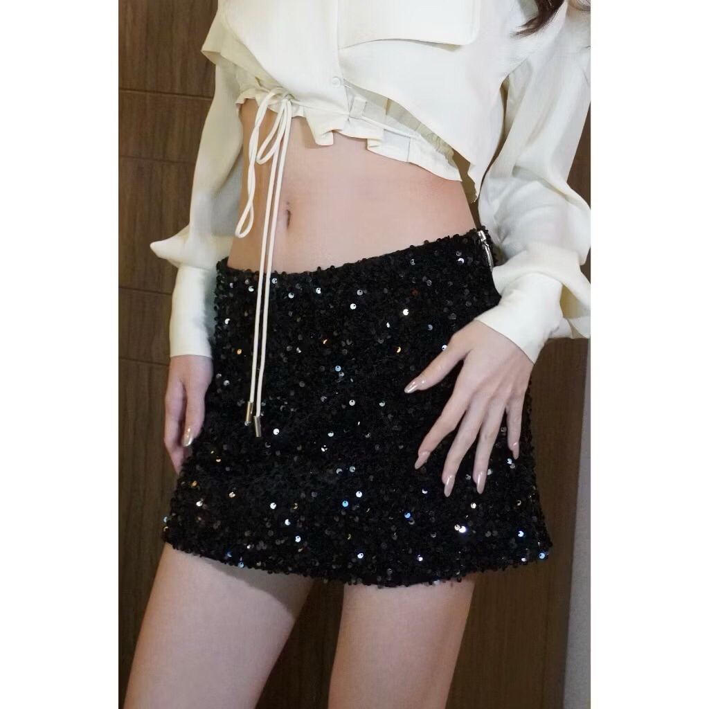 TC-store.bkk- Low-waisted skirt sizeS (มือ1ป้ายห้อย)