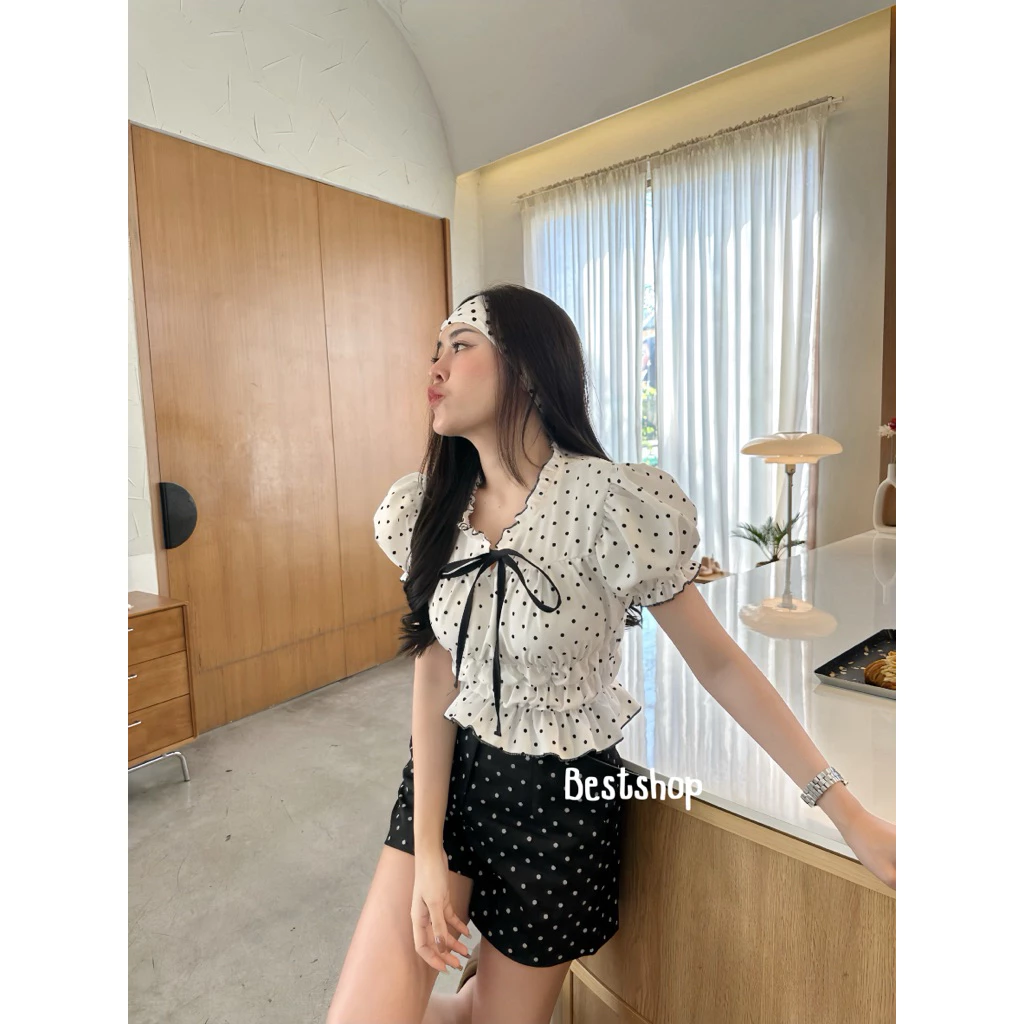 เสื้อแขนตุ๊กตา ผูกโบว์มี2ไซส์(รหัสJ51)กดก่อนหมดน๊า