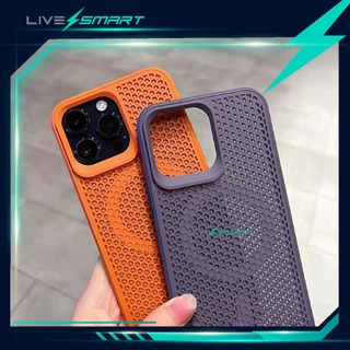 เคสสำหรับไอโฟน เคสแม่เหล็ก พรีเมียม LiveSmart เคสซิลิโคน เคส for iPhone Magnetic Case PT05 14 13 12 Pro