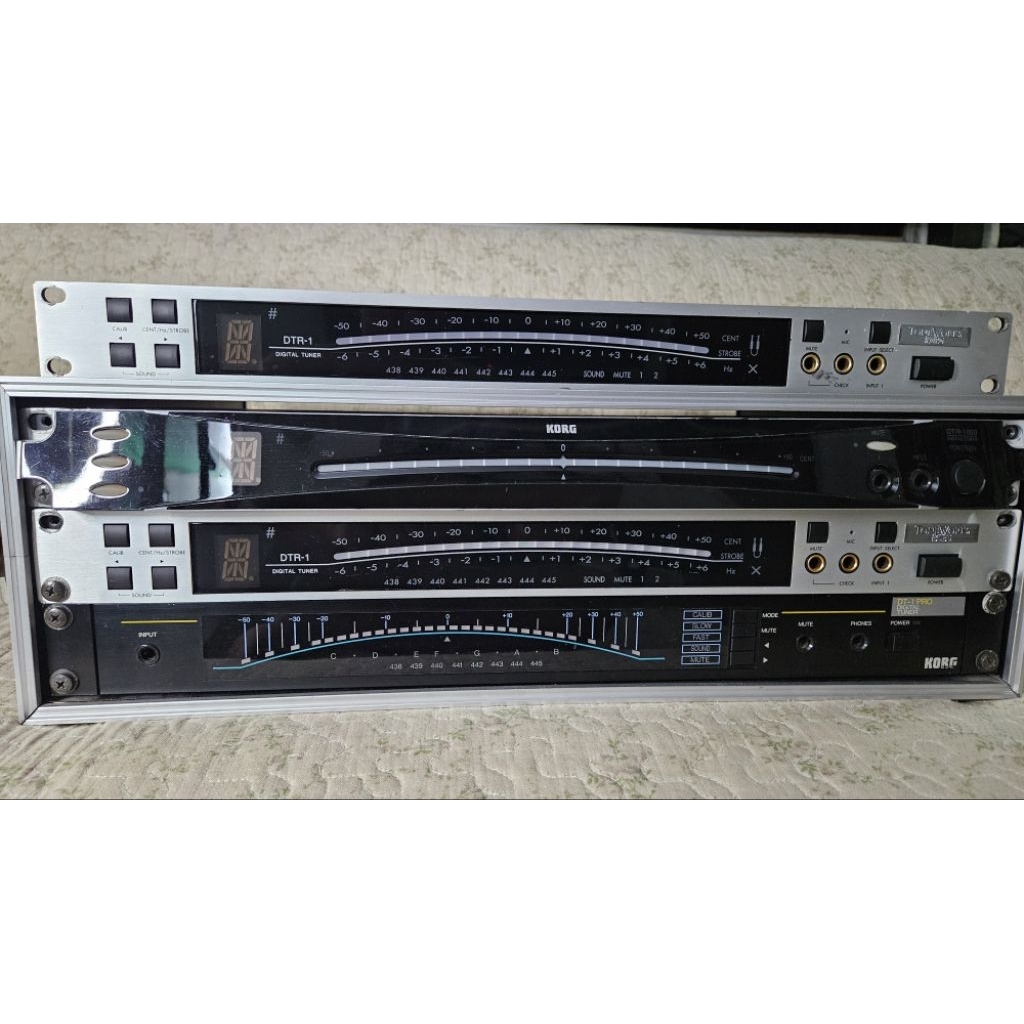 Guitar tuner rack 1u