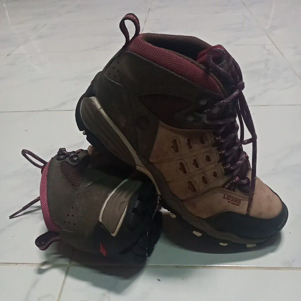 รองเท้าเดินป่ากันน้ำ Hiking shoes Leisure time