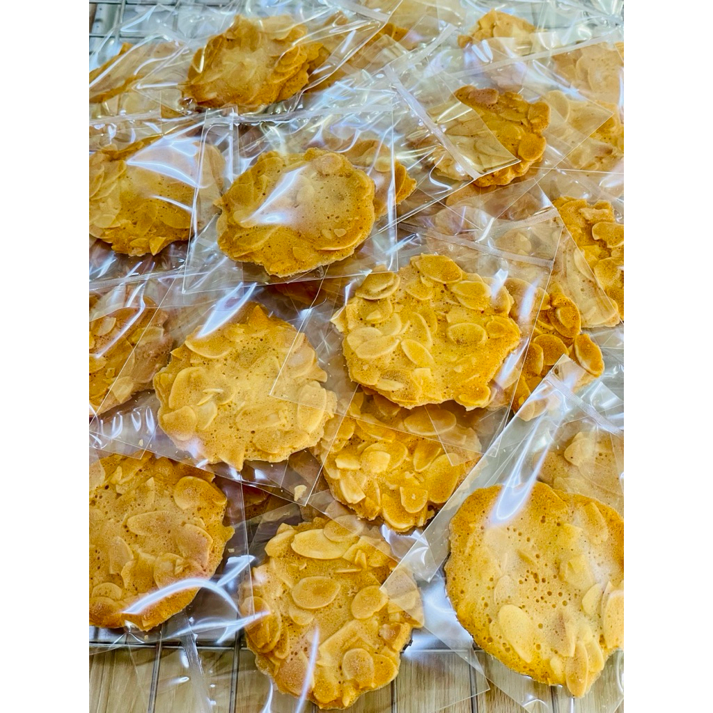 ตูเล่อัลมอนด์Homemade ถุงละ8ชิ้น