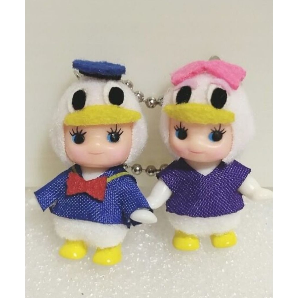 ราคาพิเศษสุดๆ มีคู่เดียวค่ะ พวงกุญแจ
 #kewpie X #disney