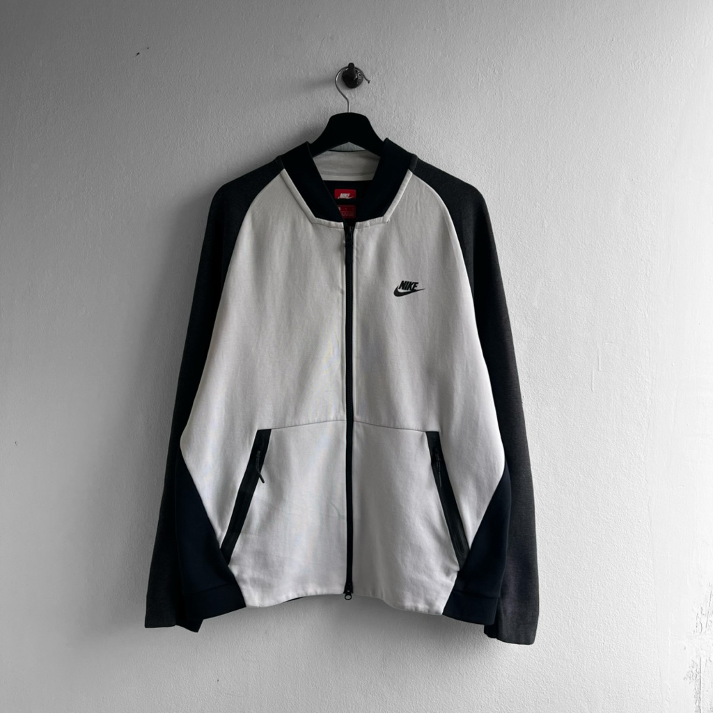 เสื้อแจ็คเก็ต NIKE SPORTSWEAR TECH FLEECE FULL ZIP JACKET MEN’S LARGE แท้มือสอง100%
