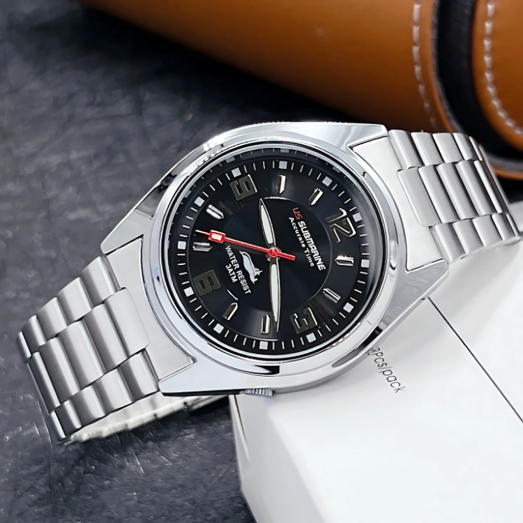 US SUBMARINE นาฬิกาข้อมือผู้ชาย สายสแตนเลส กันน้ำ 100% พรายน้ำ (J035M)