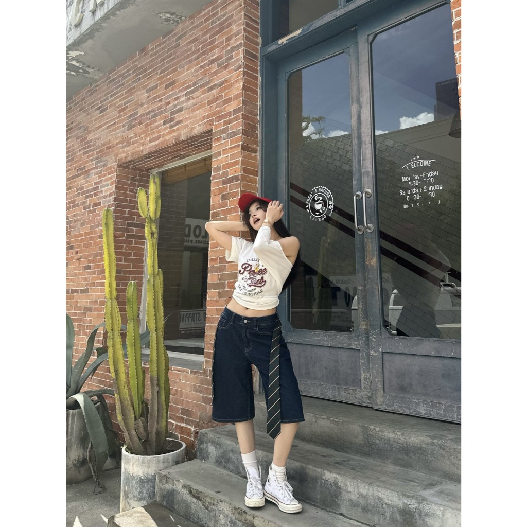 เสื้อปาดไหล่ เสื้อยืดผู้หญิง ทรงหลวม เข้ากับทุกสไตล์ได้ พิมพ์ลาย แฟชั่น เกาหลี เสื้อยืดวินเทจ สกีนลาย มินิมอล คอกว้างXXL - รูปที่ 5