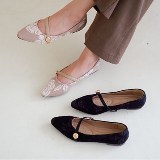 รองเท้าคัชชูส้นเตี้ยหัวแหลมลายดอกไม้ไซส์ปกติ36-41พื้นพิมพ์แบ…