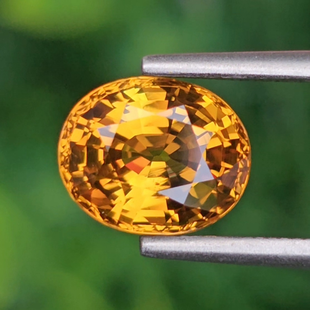 พลอย บุษราคัม yellow sapphire 3.08 กะรัต (Cts.) พลอยแท้ อัญมณีมงคลประจําวันเกิด เครื่องประดับพลอย