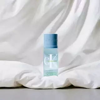 CALVIN KLEIN - Hair & Body Mist Perfume - Silky Coconut (236ml) แฮร์ แอนด์ บอดี้ เพอร์ฟูม มิสท์ - ซิลกี้ โคโคนัท