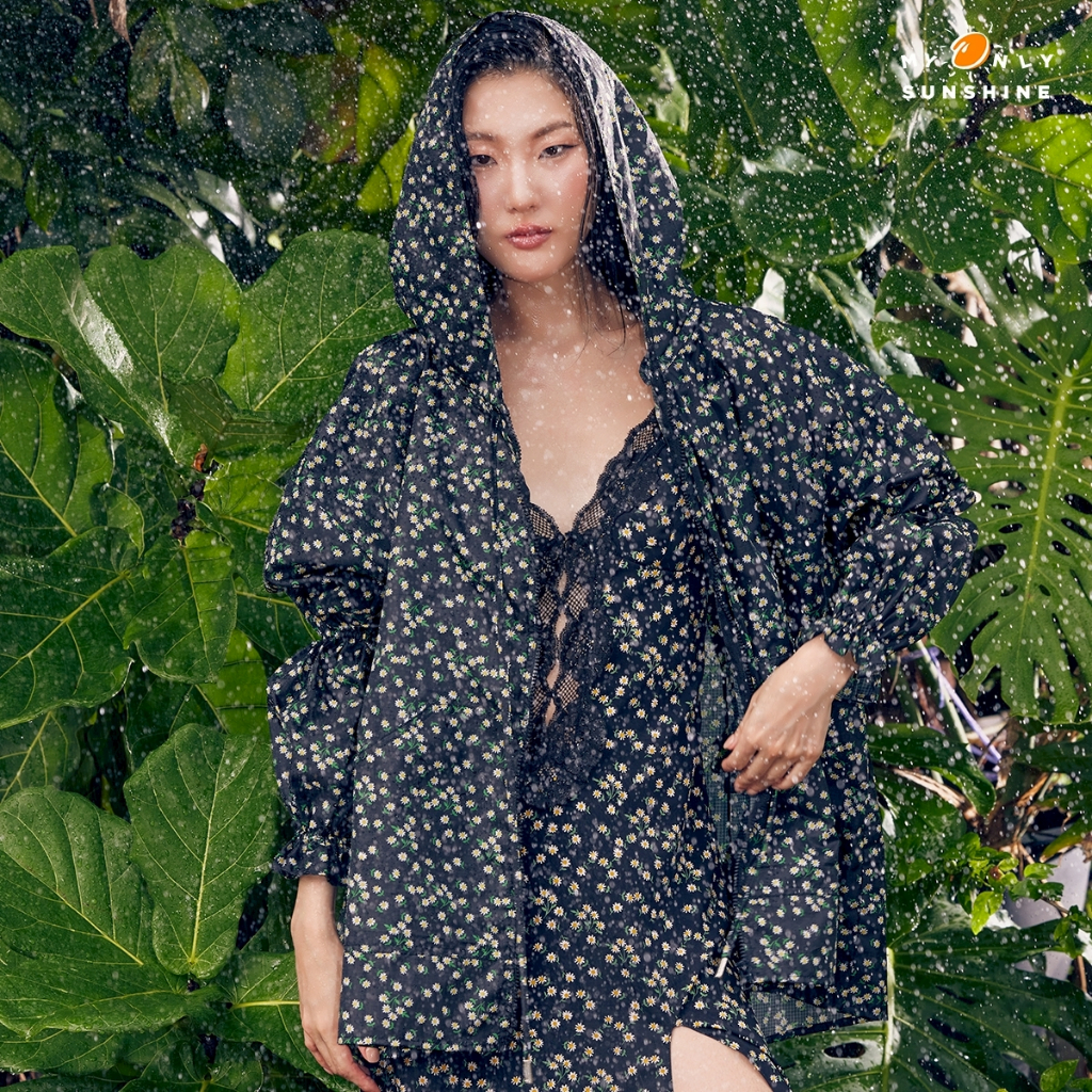Everyday is My Sunshine Collection / MOS Basic Rain Coat (Black)