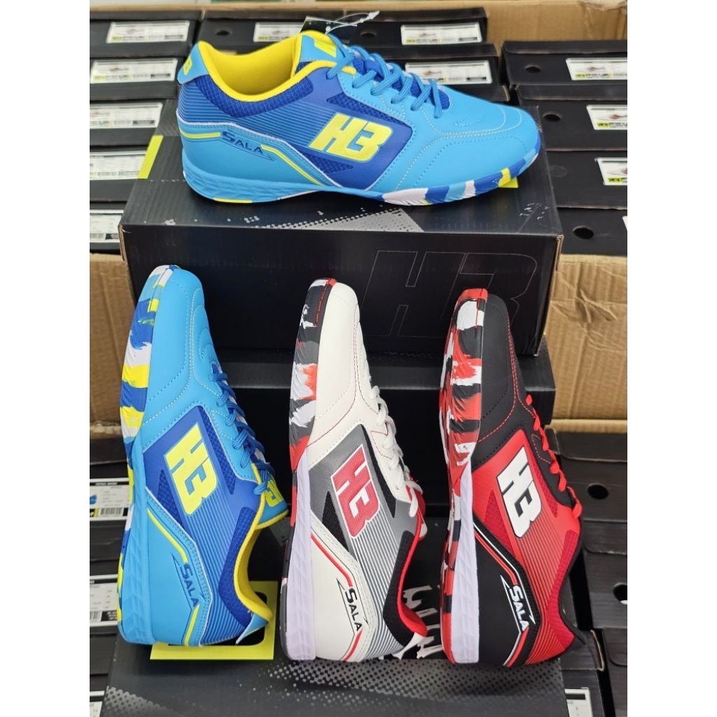 รองเท้าฟุตซอล H3 Futsal Shoes SALAPrice 888.-