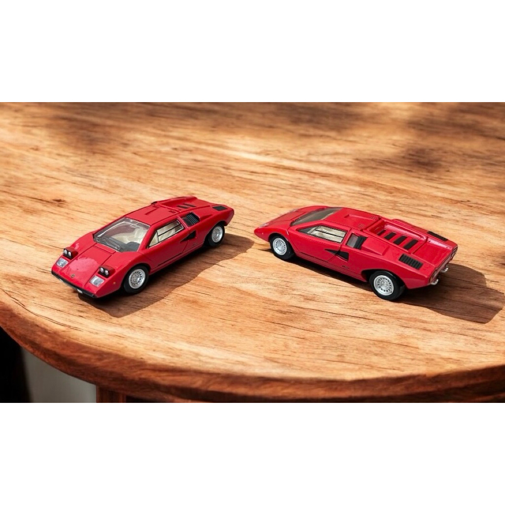 Tomica Premium Lamborghini Countach LP 400 สีแดง